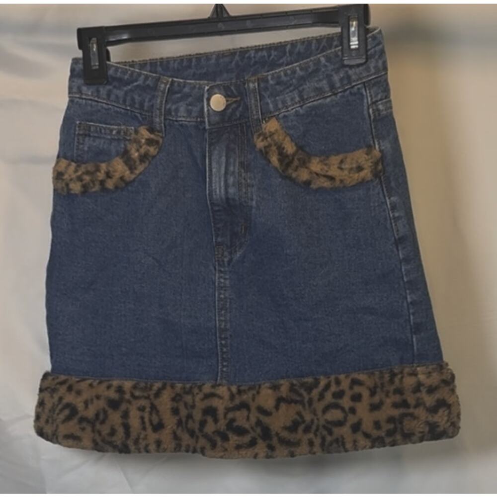 Shein XS Denim Skirt with Cheetah Fuzzy accents
